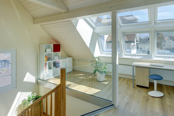 Flury NW Stans MFH Intro 01