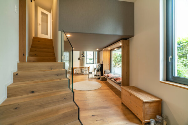 Flury NW Stans Altbau Intro 02