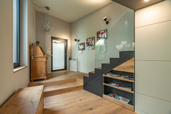 Flury NW Stans Altbau Intro 10