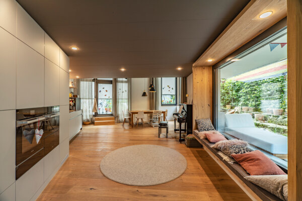 Flury NW Stans Altbau Intro 11