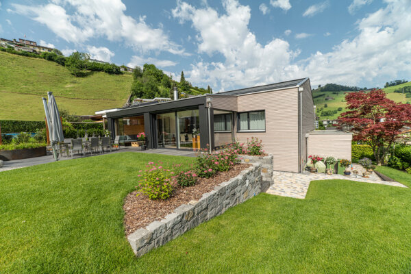 Flury NW Stans Reiheneinfamilienhaus Intro 09