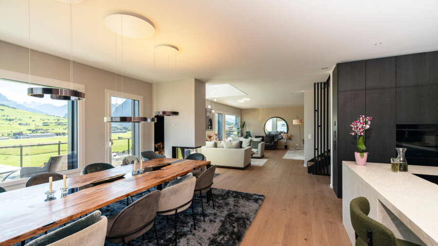 Flury NW Ennetbuergen Cordani Esstisch Hero