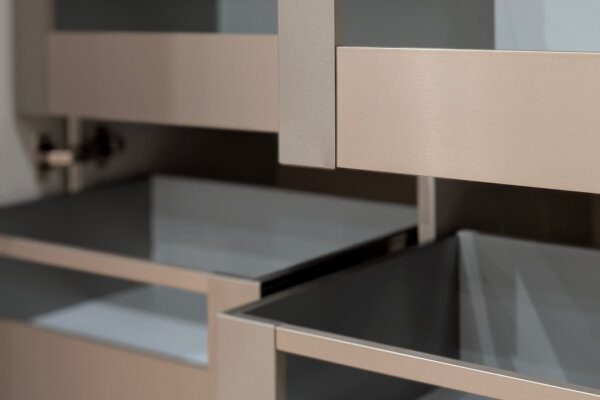 Flury NW Ennetbuergen Schranksysteme Intro 08